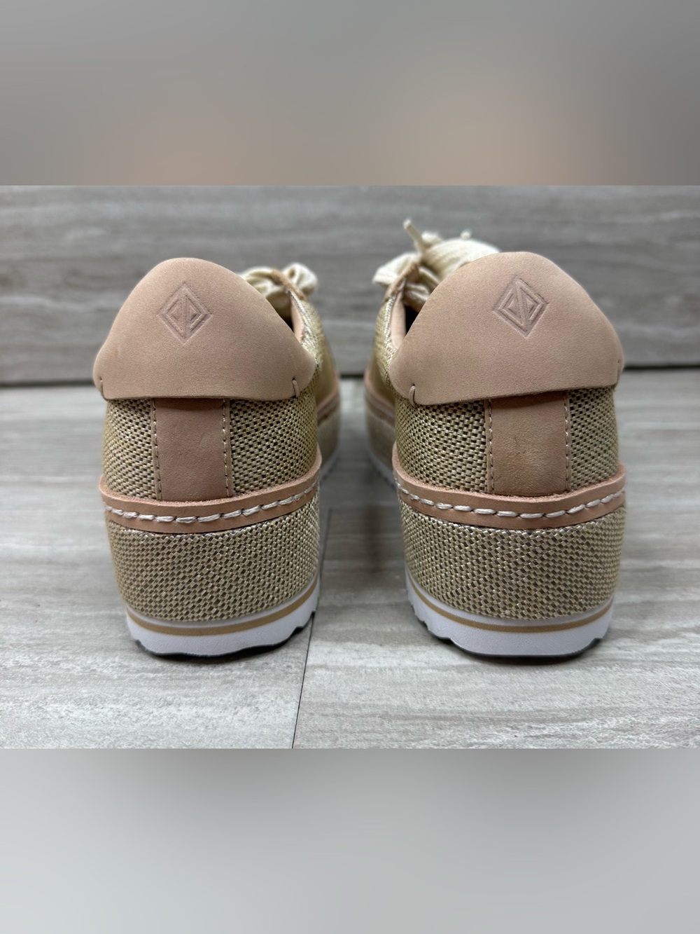 NEW! Donald J. Pliner Dew Raffia Platform Sneaker Womens Size 6 - Picture 4 of 12